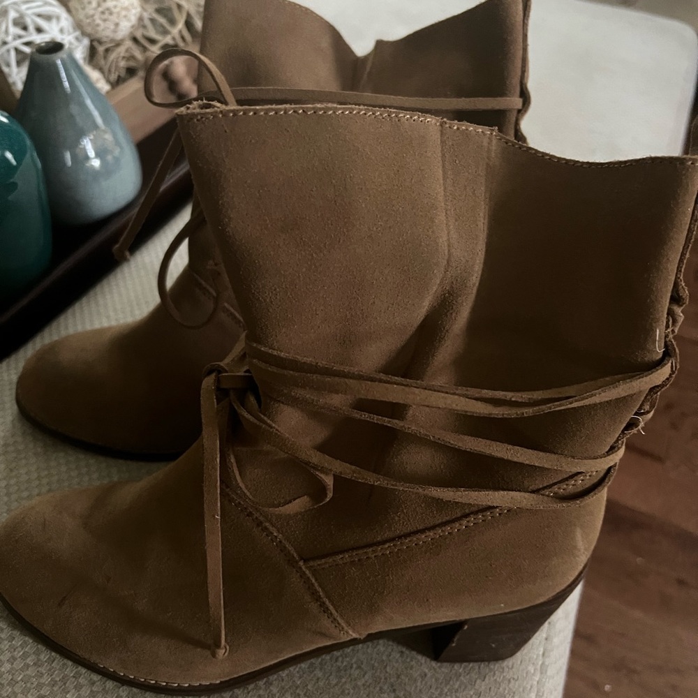 Womens Toms Booties